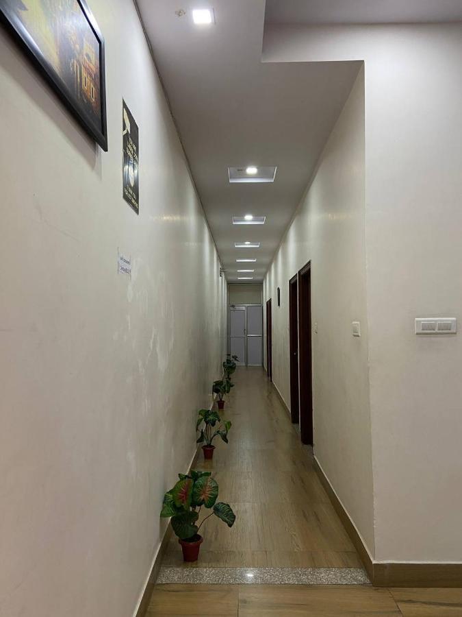 The Century Plaza Hotel Varanasi Luaran gambar