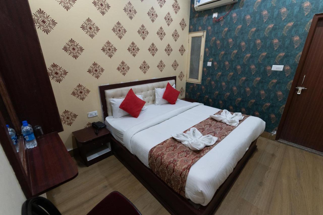 The Century Plaza Hotel Varanasi Luaran gambar
