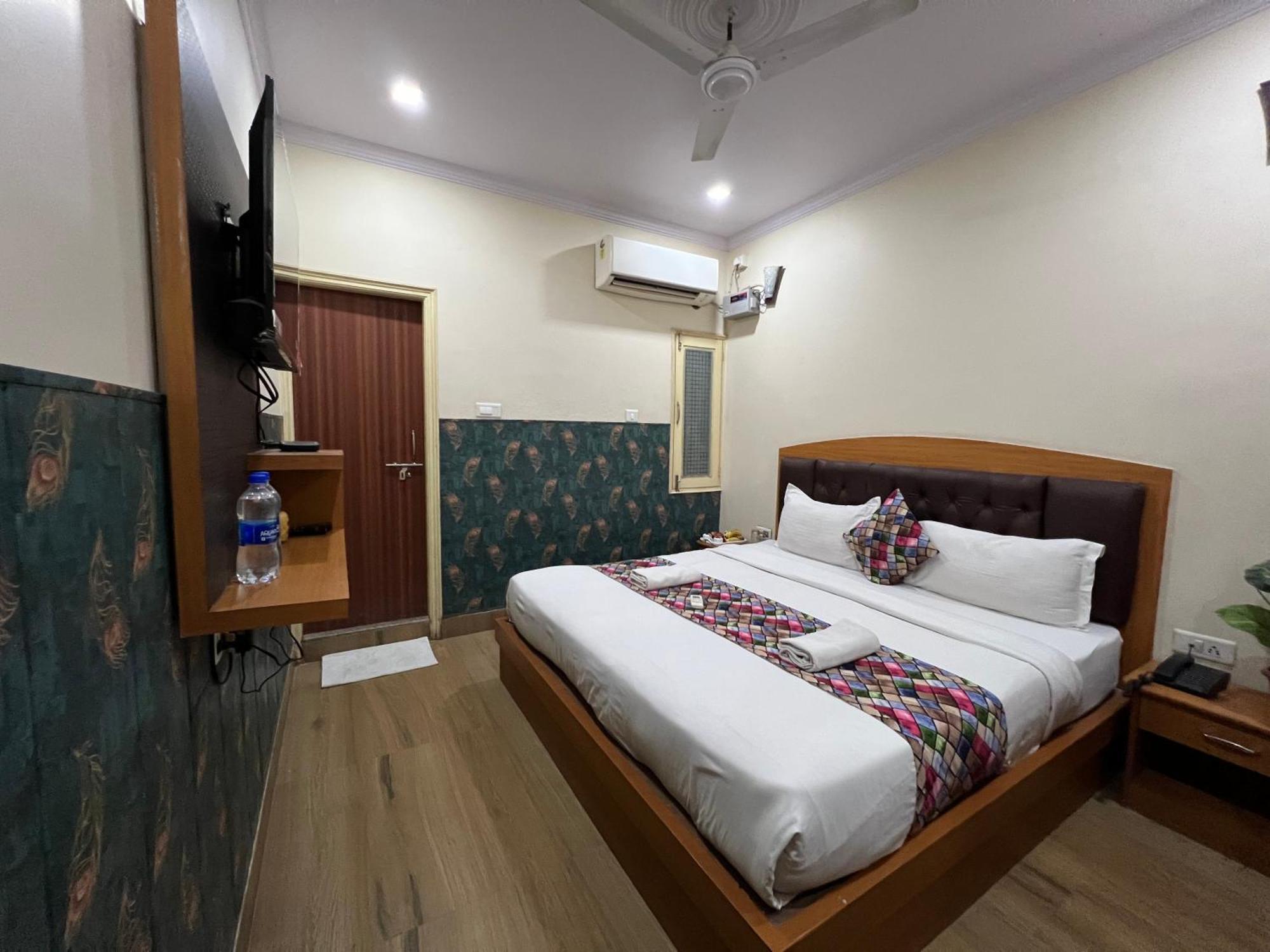 The Century Plaza Hotel Varanasi Luaran gambar