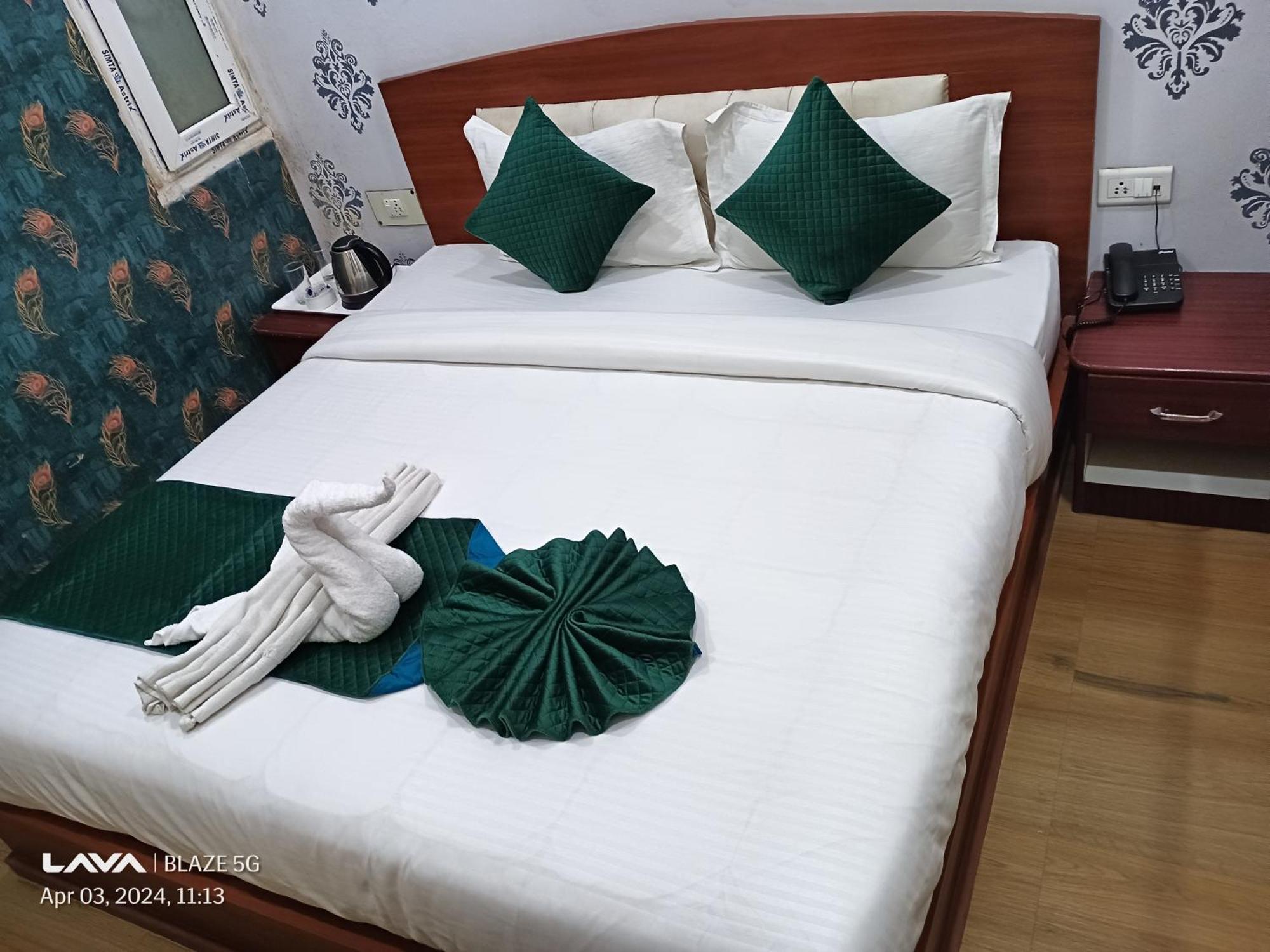 The Century Plaza Hotel Varanasi Luaran gambar